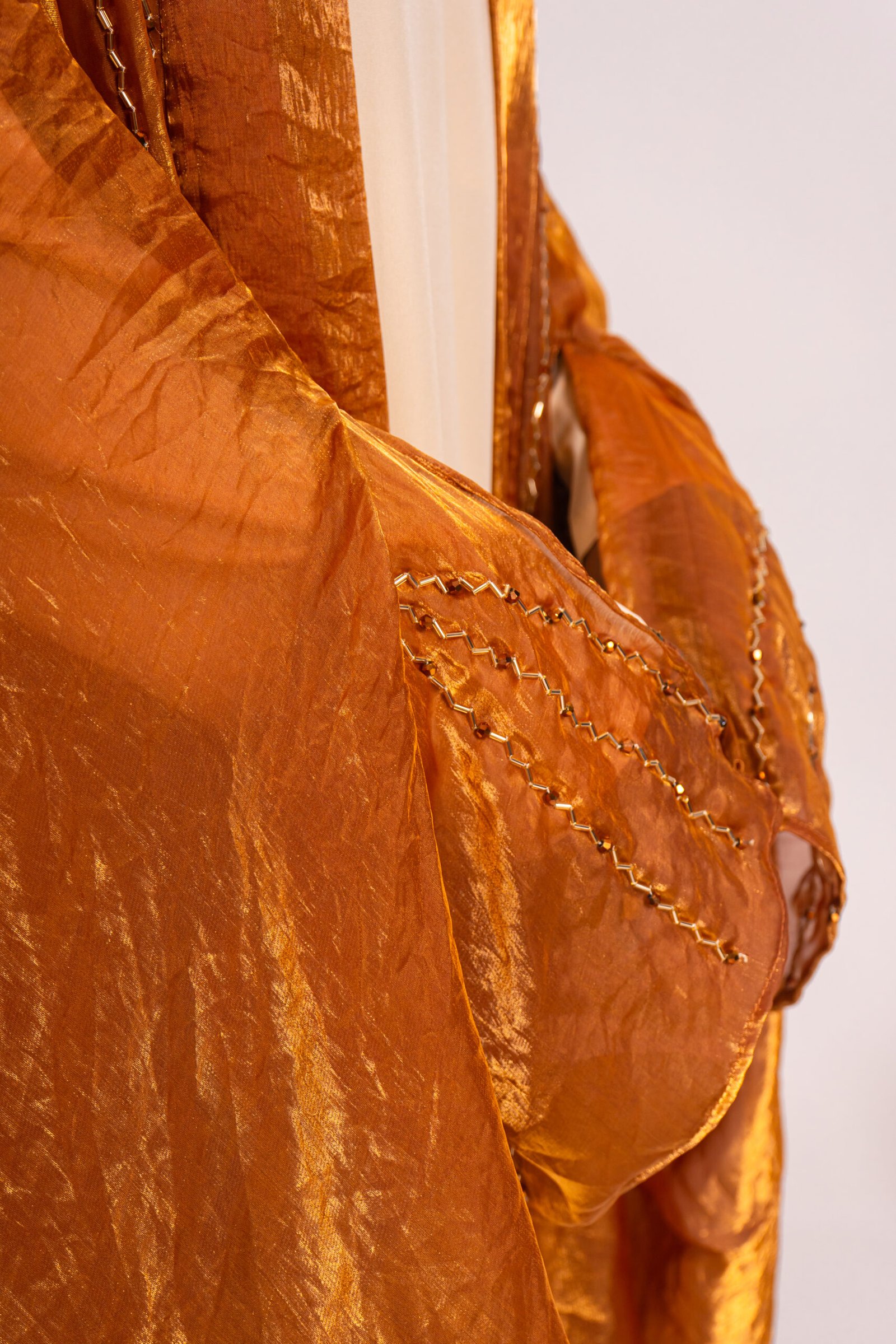 Luma-e-Luxe Bronze - Image 4