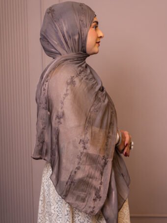 Organza Thread Hijab Cedar